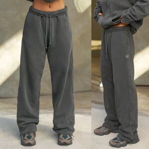 Brand New- JOAH BROWN Oversized Straight Leg Jogger in Washed Black Terry 🩶✨